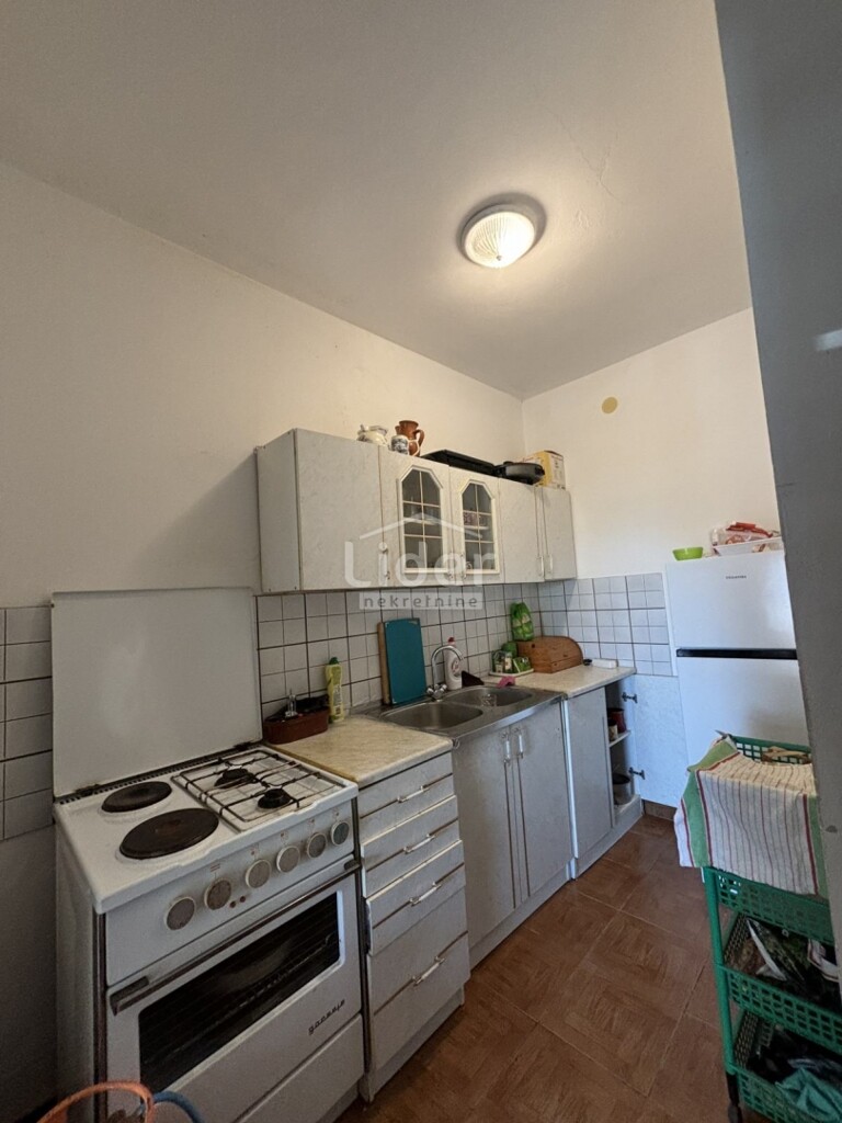 Image 6246389 - 9
