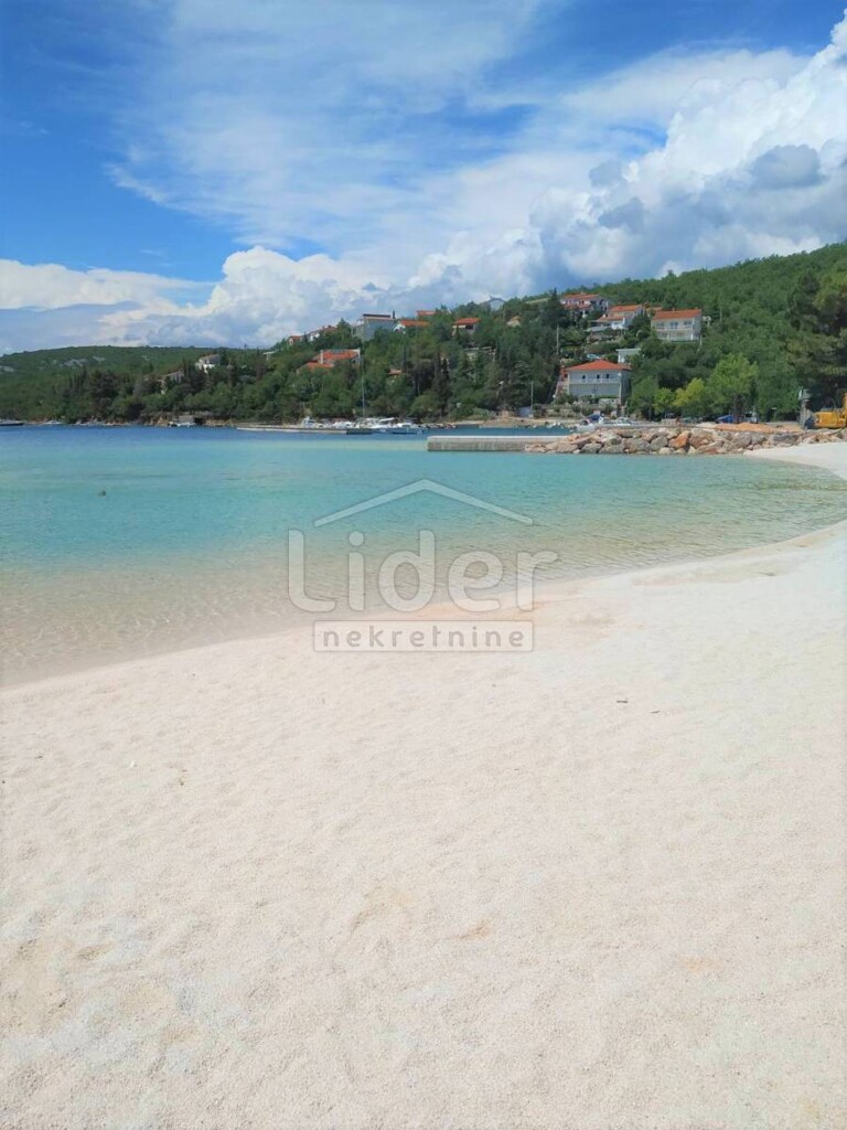 Image 6246391 - 3