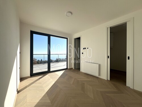 Thumbnail 6246531 - 5