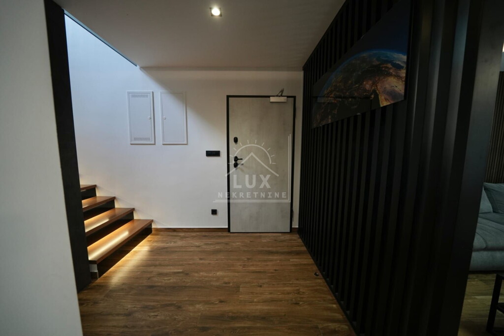 Image 6246862 - 6