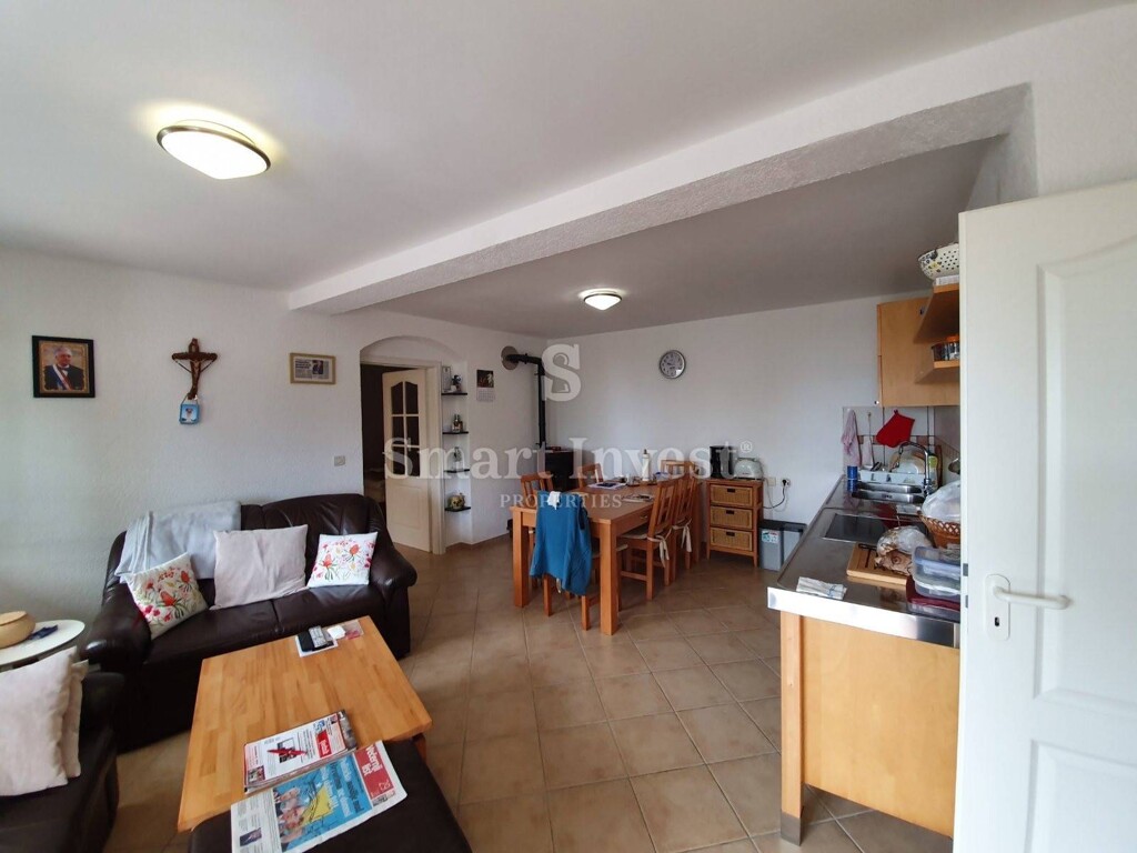 Image 6246868 - 8