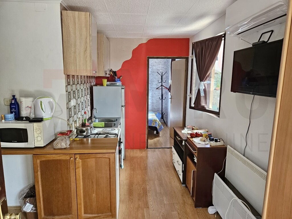 Image 6247320 - 7