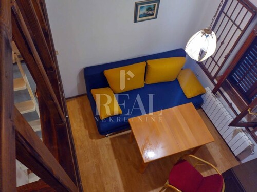 Prodaja garsonijere u Pobrima 25 m2