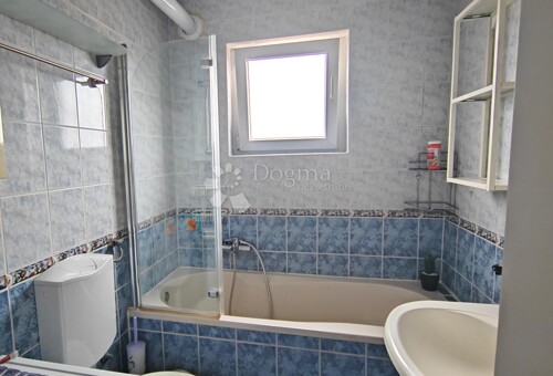 Thumbnail 6247990 - 12