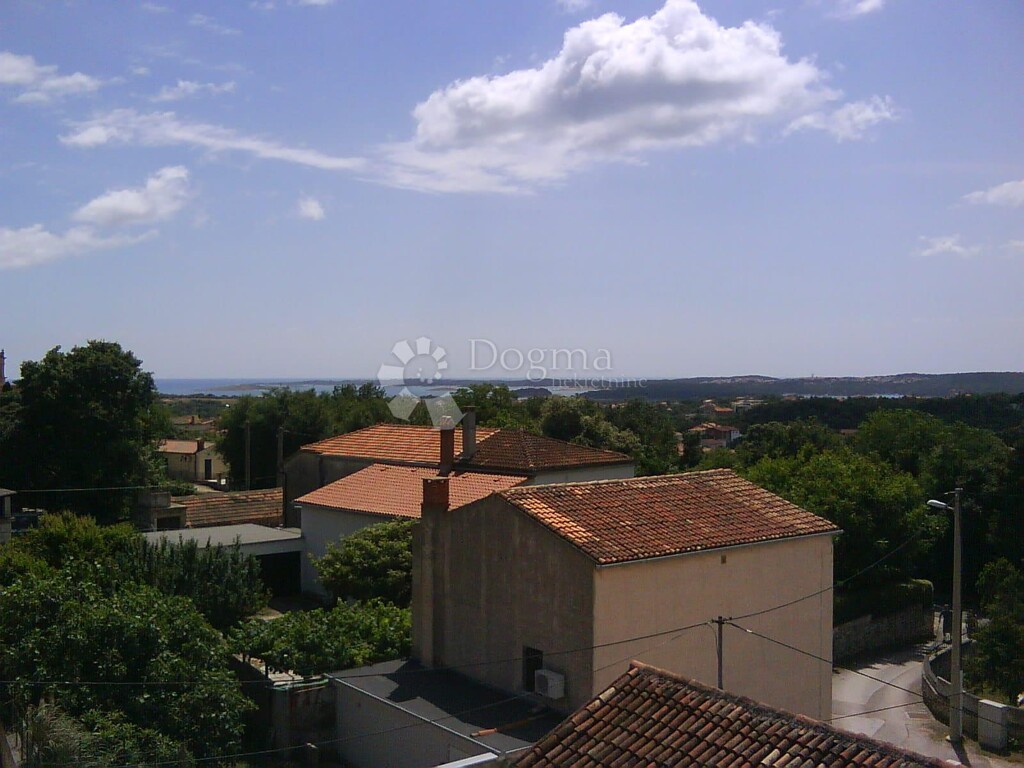 Image 6248455 - 9