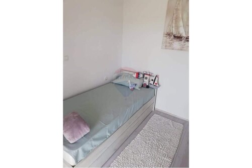 Thumbnail 6248571 - 12