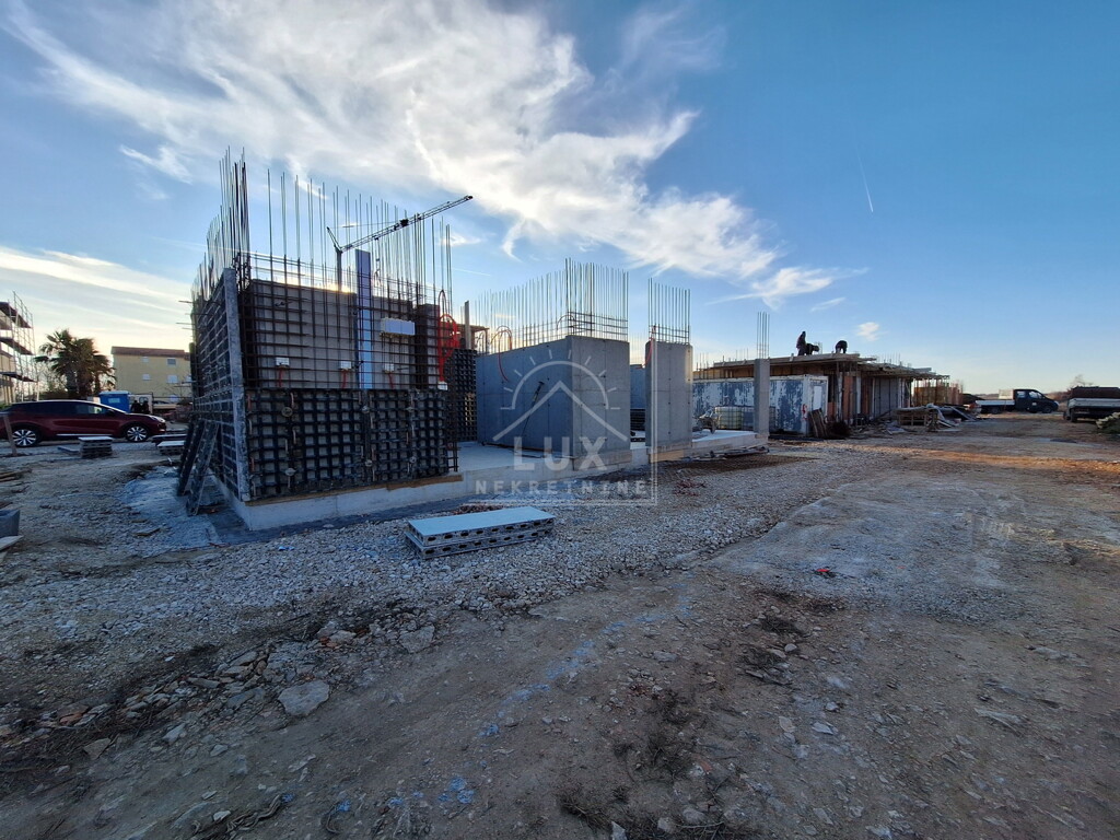 Image 6249000 - 14