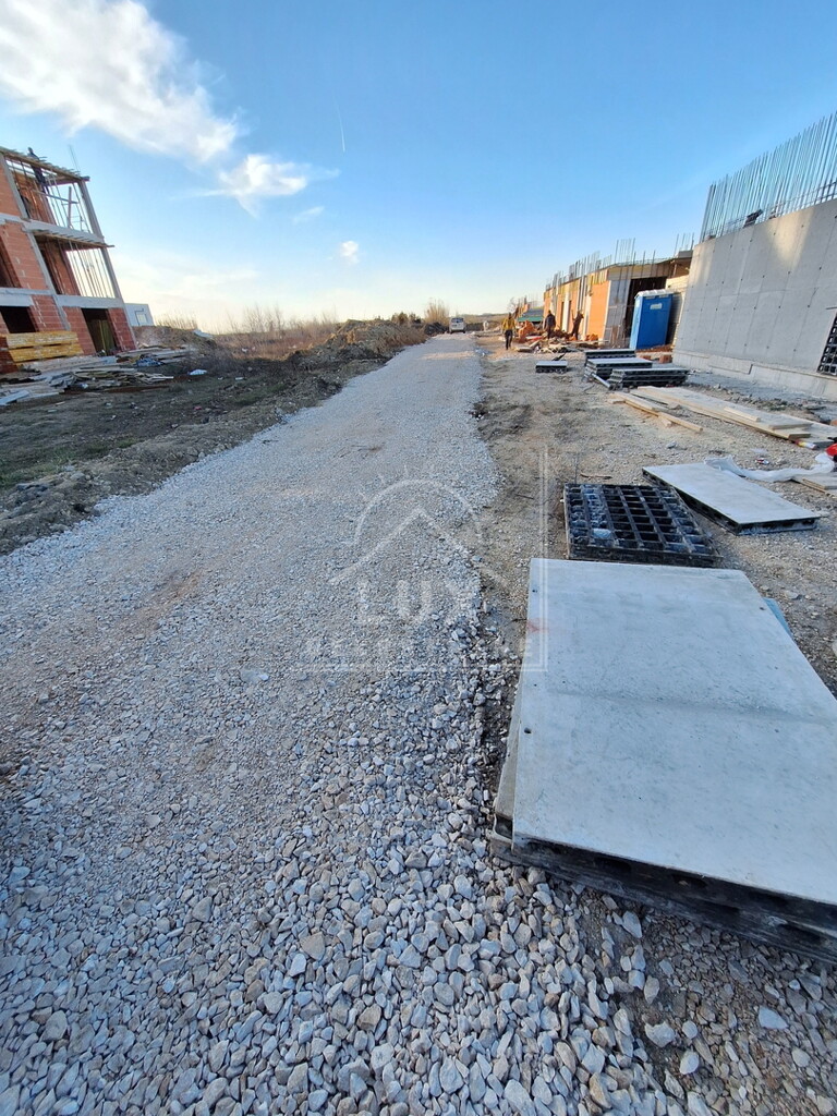 Image 6249001 - 18
