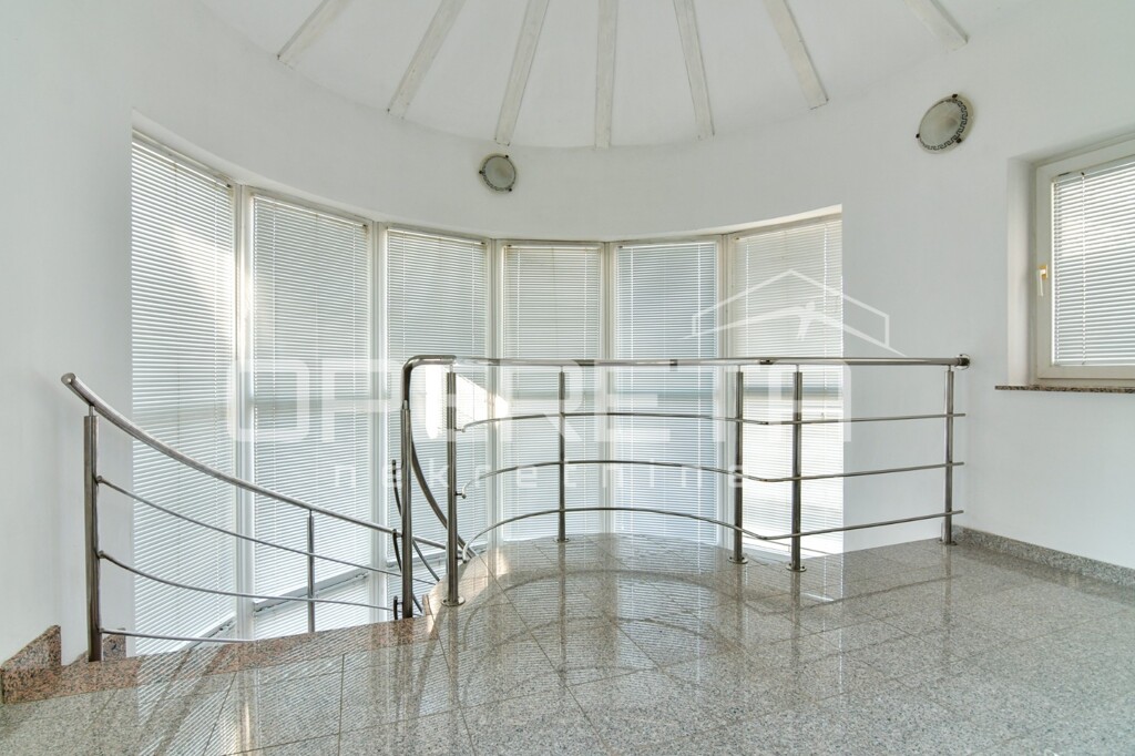 Image 6249016 - 10