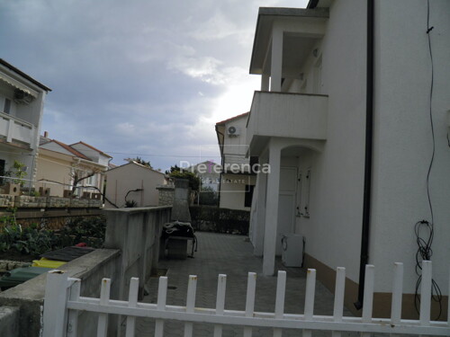 Thumbnail 6249064 - 5