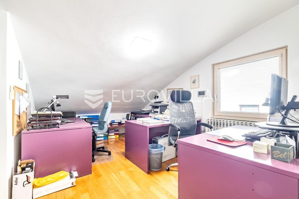 Image 6249151 - 3