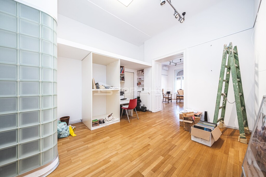 Image 6249273 - 8
