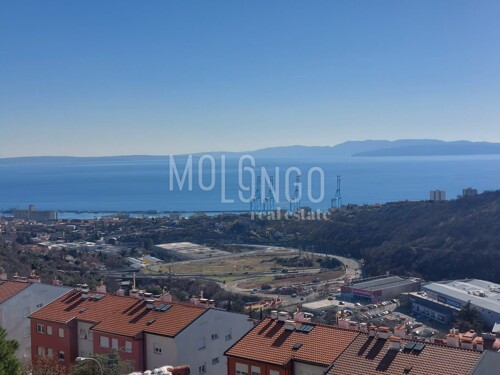 ŠKURINJE, stan 3SKL od 73 m2, pogled, potencijal za trosobni