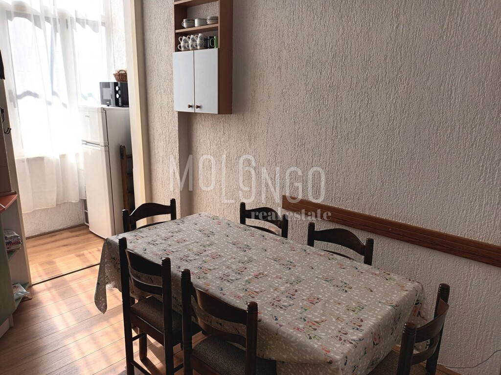 Image 6249310 - 8