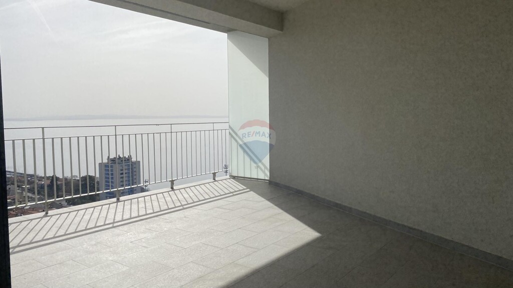 Image 6249359 - 7