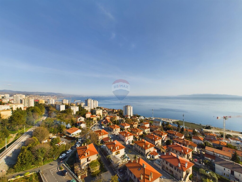 Image 6249359 - 1