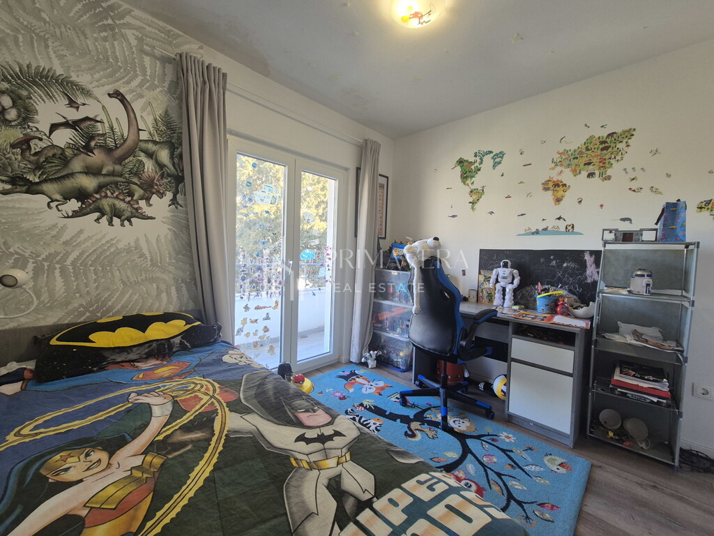 Image 6249370 - 9