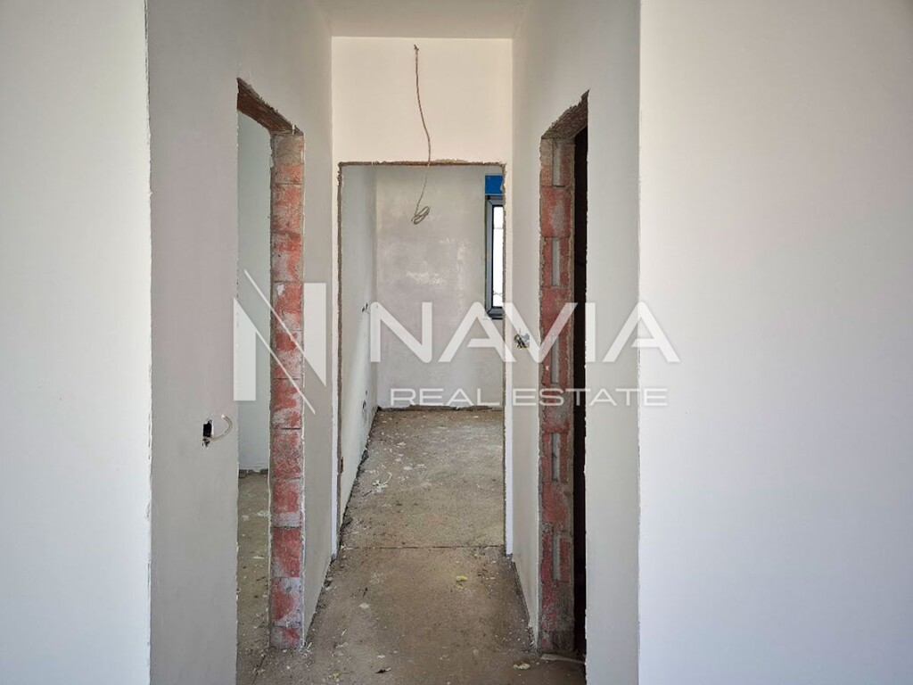 Image 6249478 - 8
