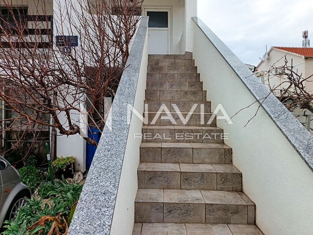 Image 6249526 - 4