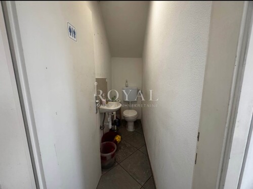 Thumbnail 6249694 - 5