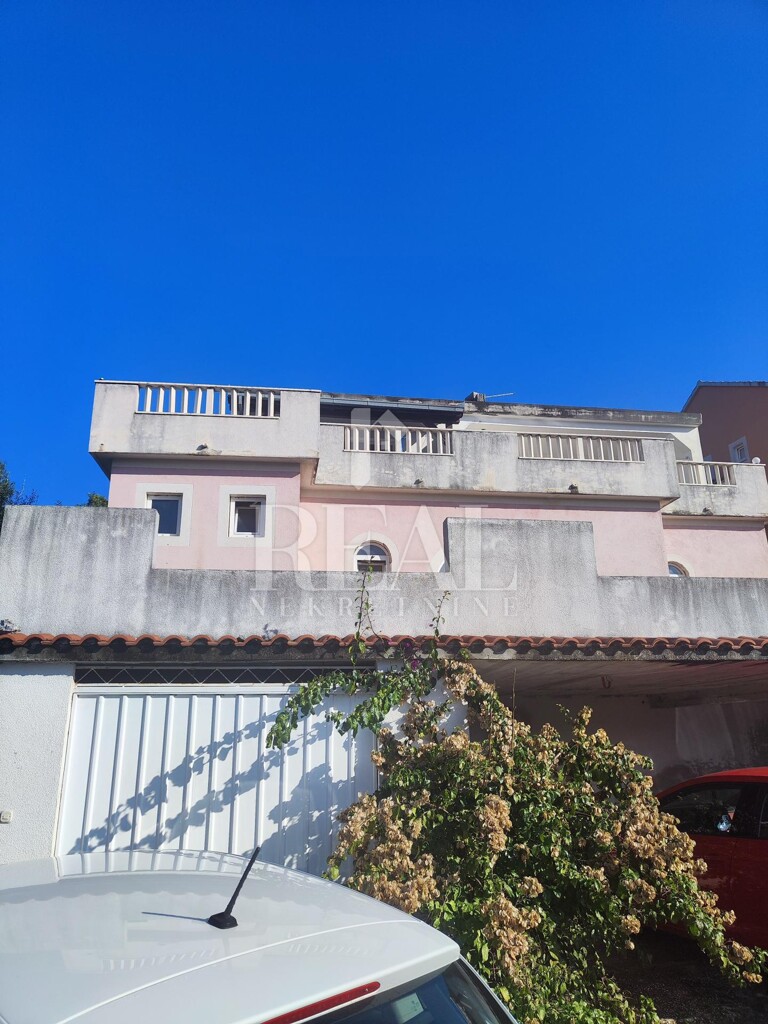 Image 6249721 - 5