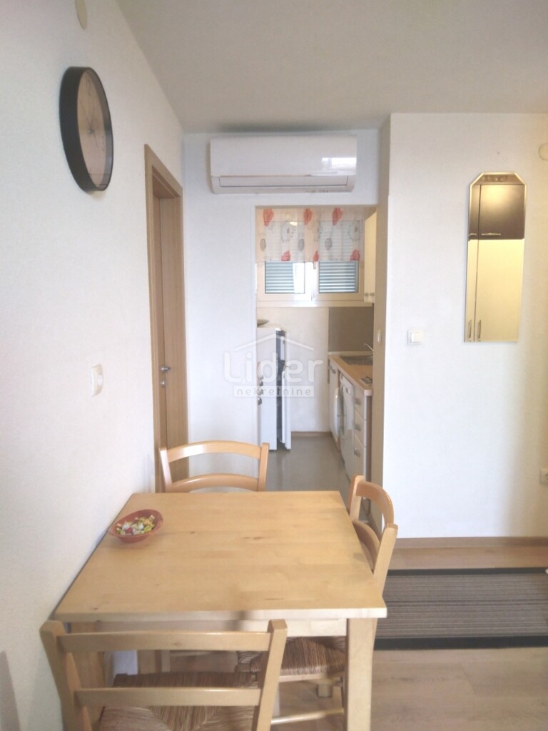 Image 6249879 - 2