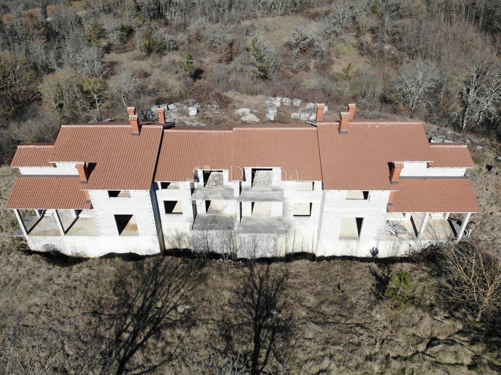 Image 6249909 - 1