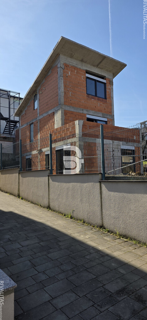 Image 6249936 - 3