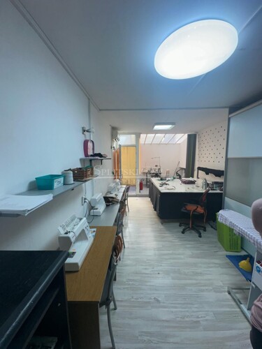 Thumbnail 6250066 - 1