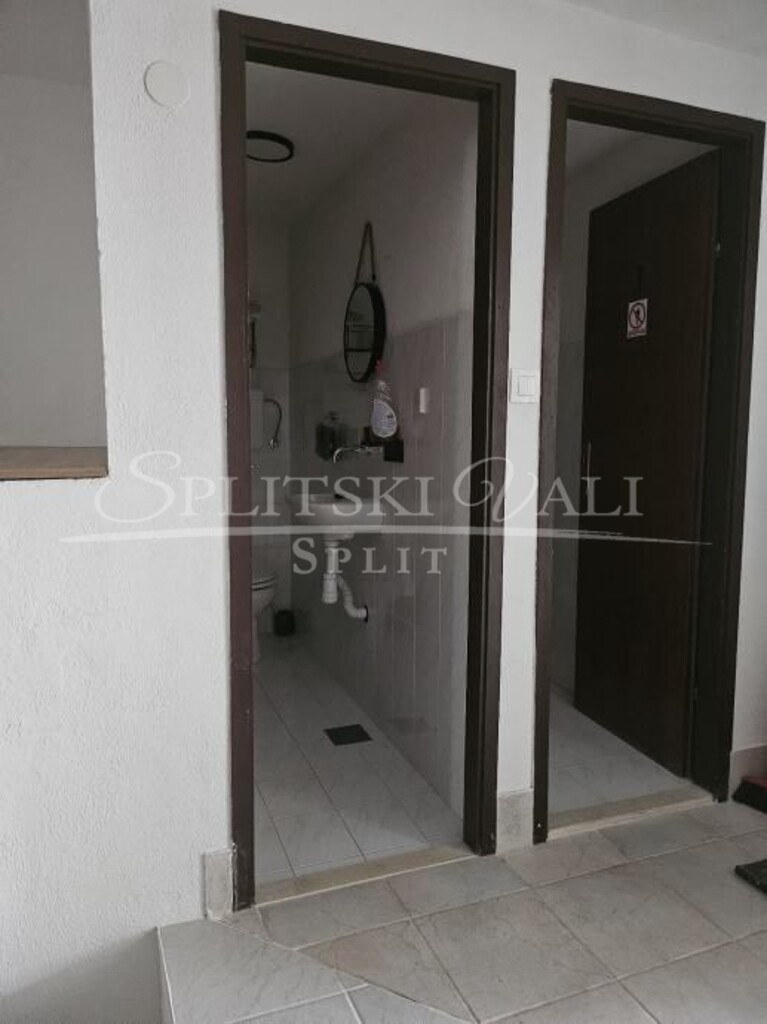 Image 6250068 - 7