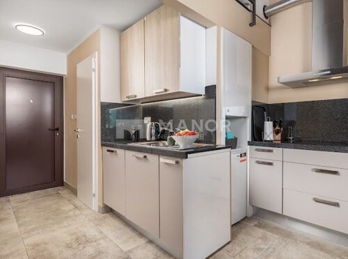 Thumbnail 6250098 - 3