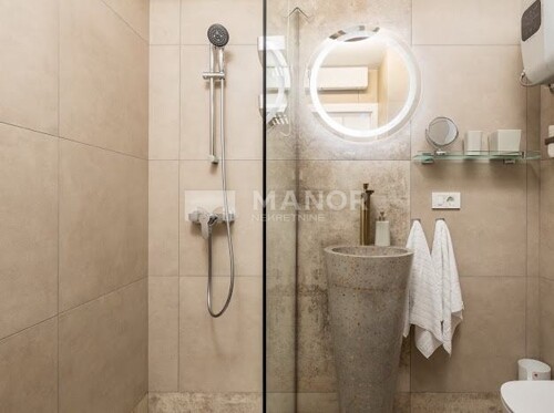 Thumbnail 6250098 - 6