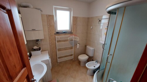 Thumbnail 6250126 - 7