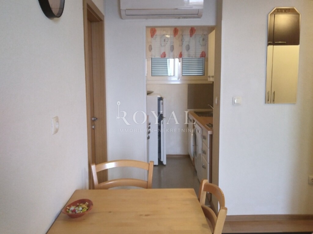 Image 6250385 - 2