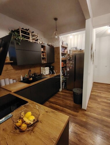 Thumbnail 6250390 - 3