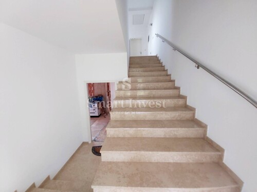 Thumbnail 6250405 - 10
