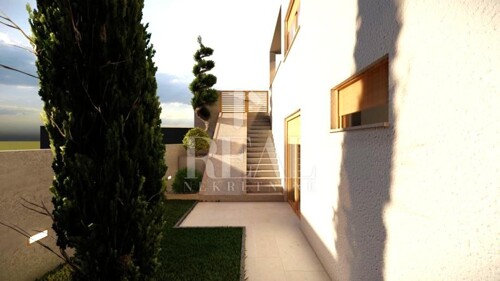 Thumbnail 6250437 - 6