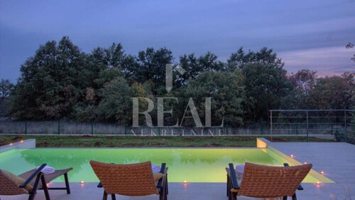 Thumbnail 6250439 - 7