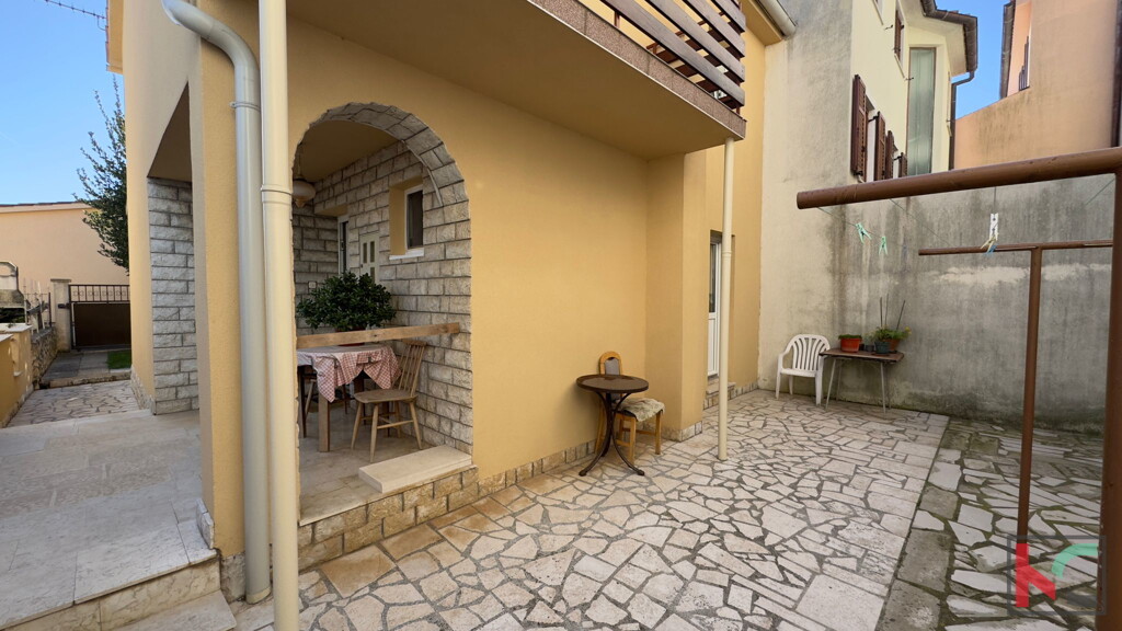 Image 6250600 - 2