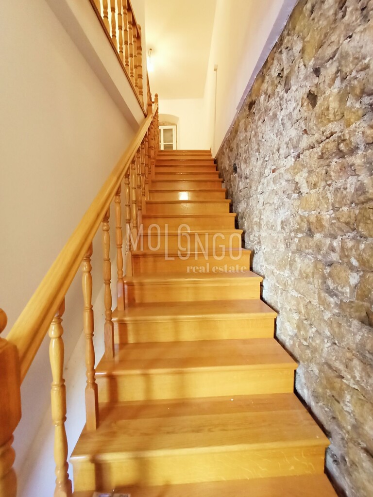 Image 6250656 - 8
