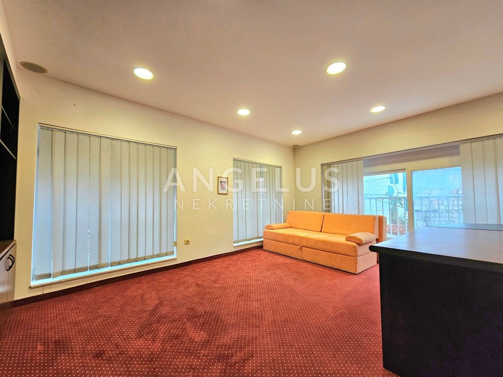 Image 6250725 - 4