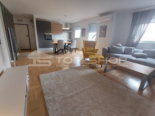 Stenjevec, novoadaptiran trosoban stan u novijoj zgradi-80m2-Prilika