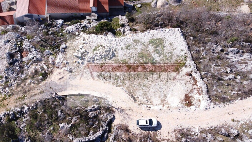 Image 6250789 - 8