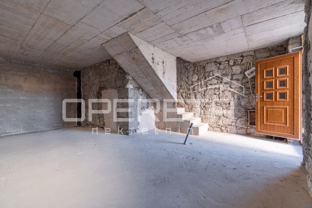 Image 6251055 - 8
