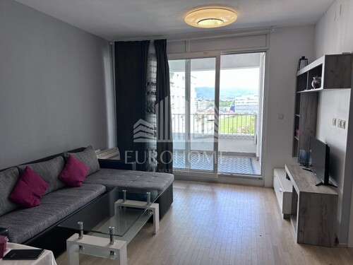 Namješteni dvosobni stan Novi Zagreb 60m2 + GPM