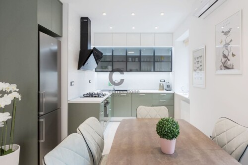 Zagreb, Centar, stan, 115 m2, 1. kat (najam)