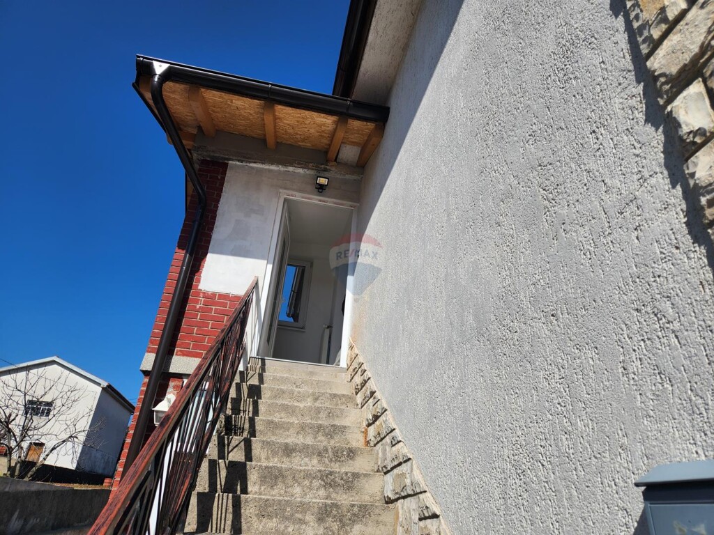 Image 6251551 - 10