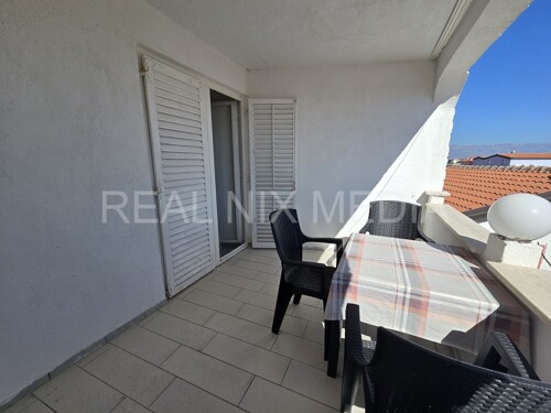 Vir-APARTMAN NA KATU SA TERASOM! 80 M DO MORA!