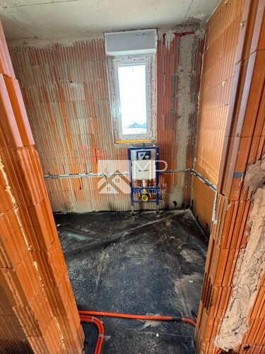 Thumbnail 6252105 - 8