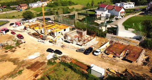 Thumbnail 6252113 - 13